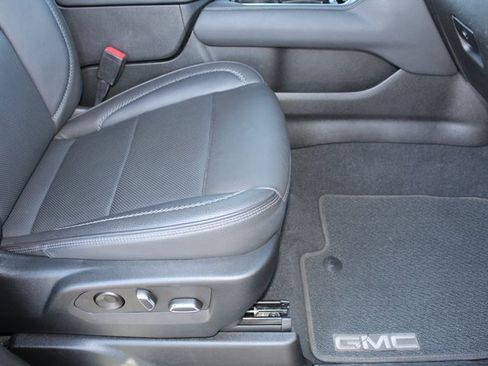 Used 2022 GMC Yukon Denali w/ Max Trailering Package image 20