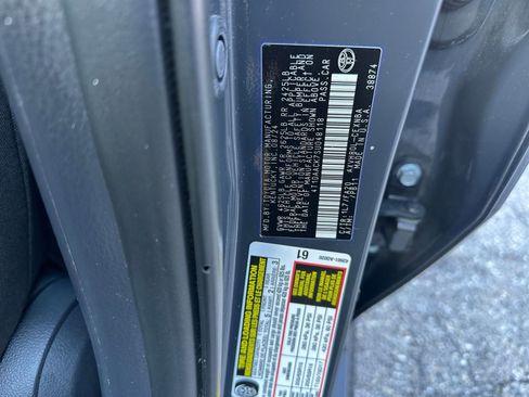 Used 2025 Toyota Camry LE image 28