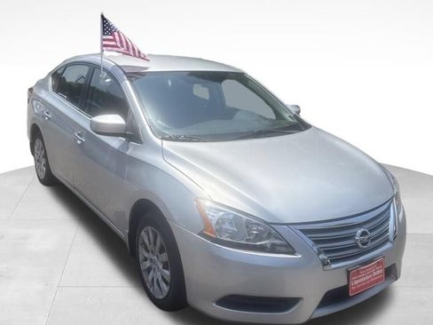 Used 2015 Nissan Sentra S FWD image 10
