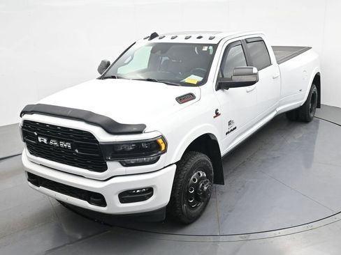 Used 2022 RAM 3500 Limited w/ Max Tow Package image 16