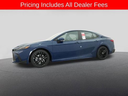 New 2026 Toyota Camry SE FWD image 18