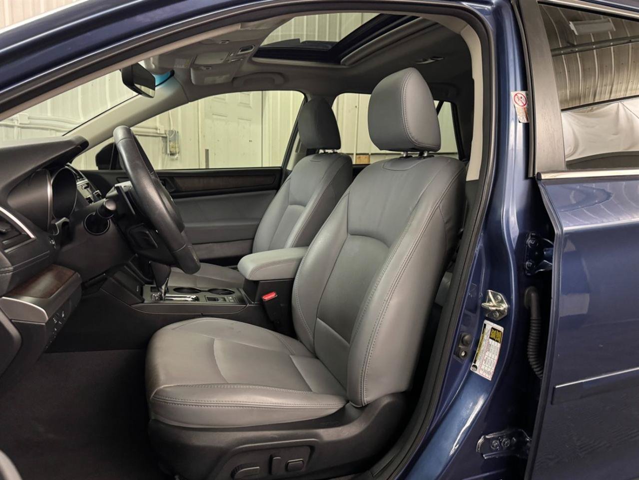 Used 2019 Subaru Outback 2.5i Limited AWD/4WD image 7