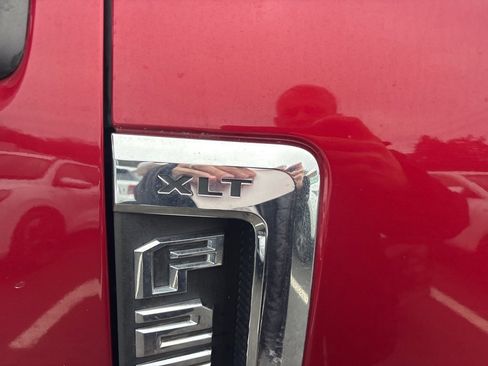 Used 2017 Ford F250 XLT w/ XLT Value Package image 17