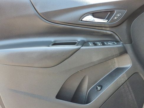Used 2020 Chevrolet Equinox LT AWD/4WD image 13