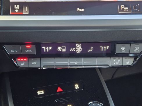 New 2026 Audi Q4 e-tron Premium Plus image 23