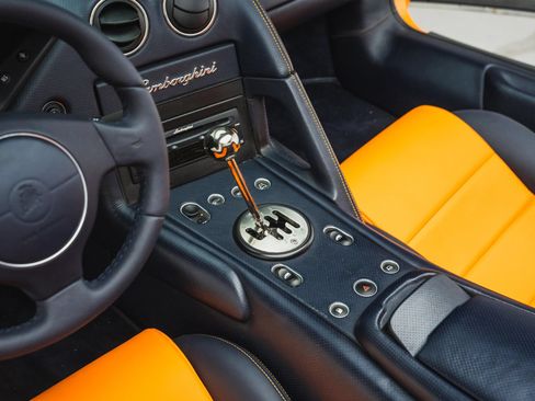 Used 2005 Lamborghini Murcielago Roadster AWD/4WD image 43