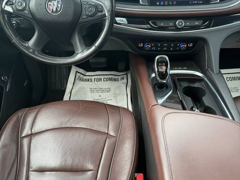 Used 2020 Buick Enclave Avenir w/ Avenir Technology Package FWD image 17
