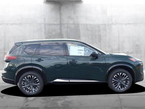 Used 2026 Nissan Rogue Platinum AWD/4WD image 5