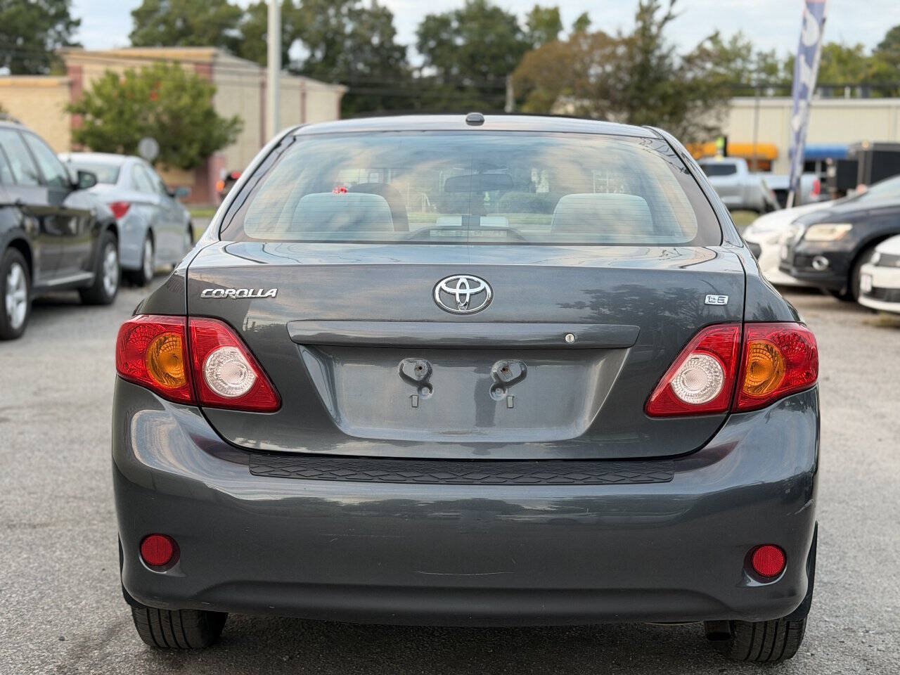 Used 2009 Toyota Corolla LE FWD image 7