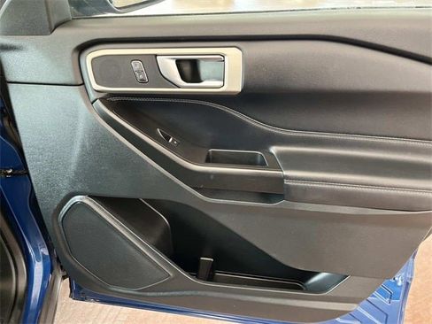 Used 2020 Ford Explorer XLT w/ Equipment Group 202A image 24