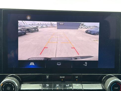 Used 2023 Chevrolet Colorado LT RWD image 26