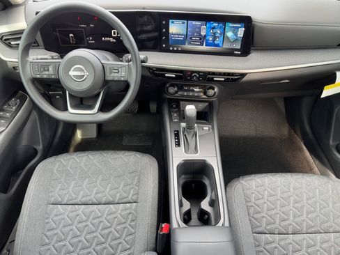 New 2026 Nissan Kicks SV image 14