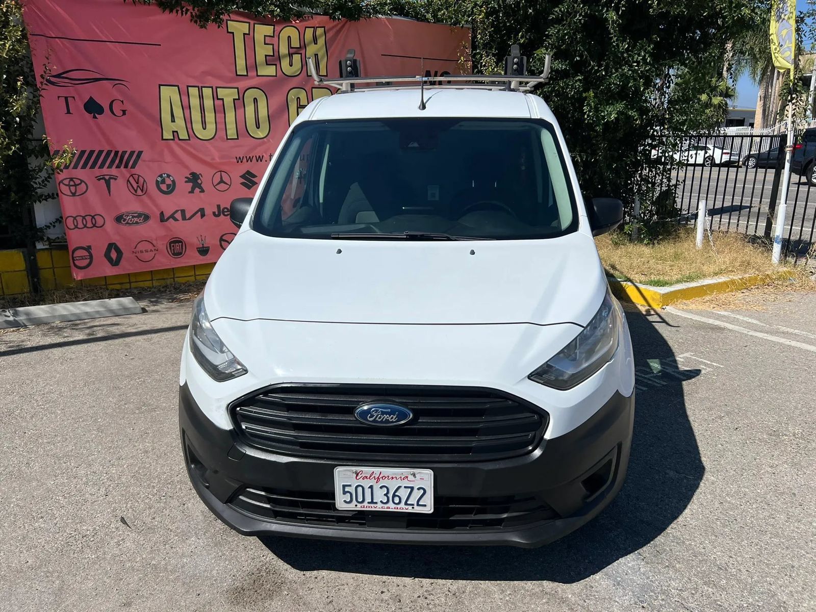 Used 2020 Ford Transit Connect XL FWD image 2