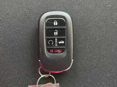 Certified 2025 Honda Civic Sport image 27