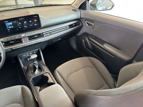 Used 2025 Kia K4 FWD image 34