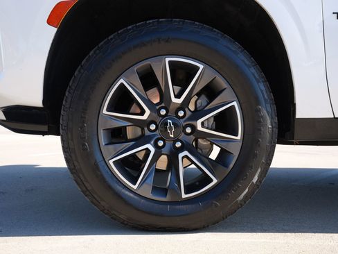 Used 2022 Chevrolet Tahoe Z71 image 30