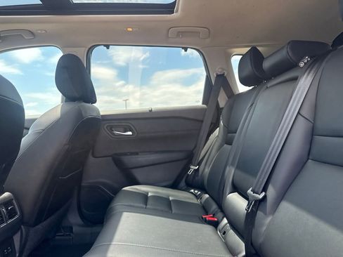 Certified 2023 Nissan Rogue SL w/ SL Premium Package FWD image 15
