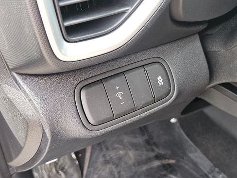 Certified 2026 Hyundai Venue SEL FWD image 13
