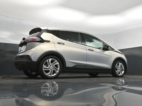 Used 2022 Chevrolet Bolt LT FWD image 42