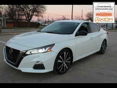 Used 2020 Nissan Altima 2.5 SR image 1
