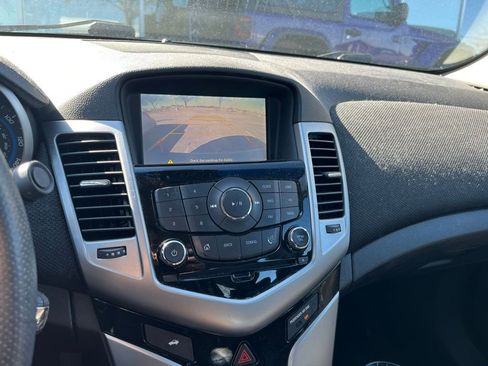 Used 2015 Chevrolet Cruze LT image 7