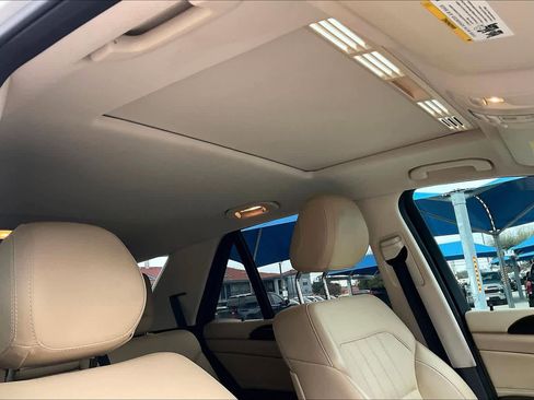 Used 2018 Mercedes-Benz GLE 350 image 12