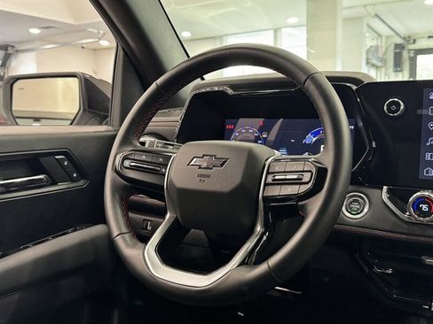 Used 2024 Chevrolet Colorado Z71 w/ Z71 Convenience Package 2 image 21