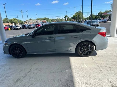 Used 2024 Honda Civic Sport image 6