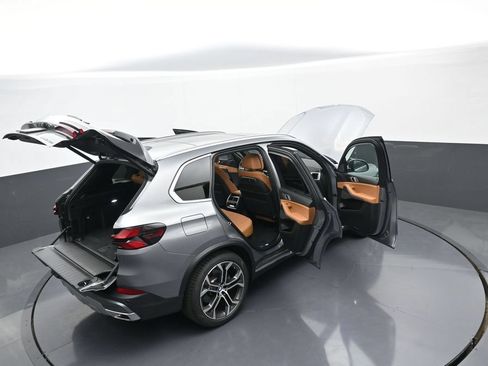 New 2026 BMW X5 xDrive40i AWD/4WD image 44