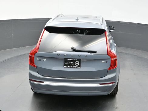 Used 2023 Volvo XC90 B6 Plus AWD/4WD image 37