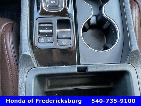 Certified 2023 Honda Pilot Elite image 42