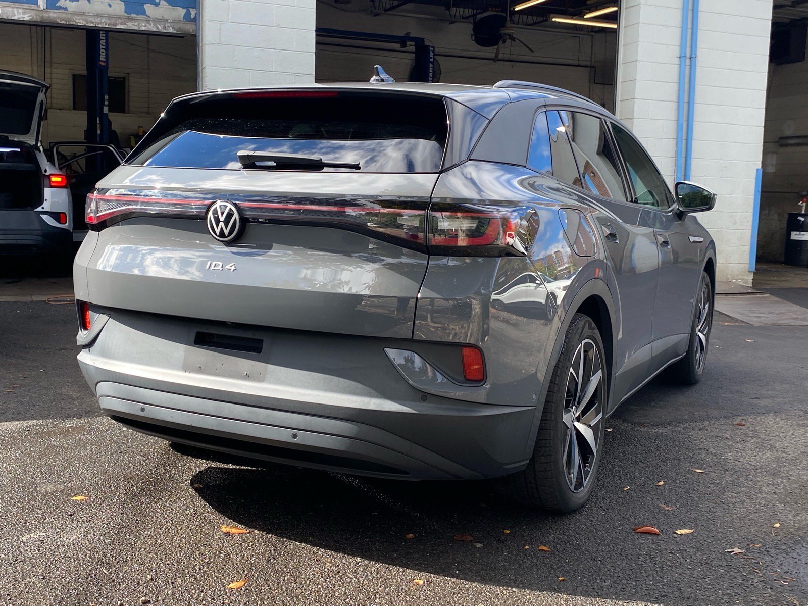 Certified 2023 Volkswagen ID.4 Pro S RWD image 3