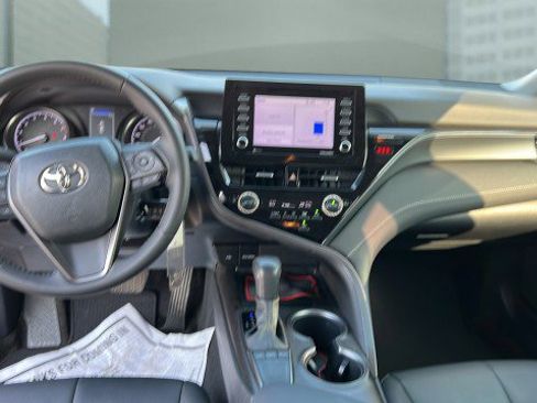 Used 2023 Toyota Camry SE image 24