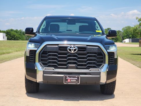 Used 2022 Toyota Tundra SR5 w/ TRD Off-Road Package AWD/4WD image 6