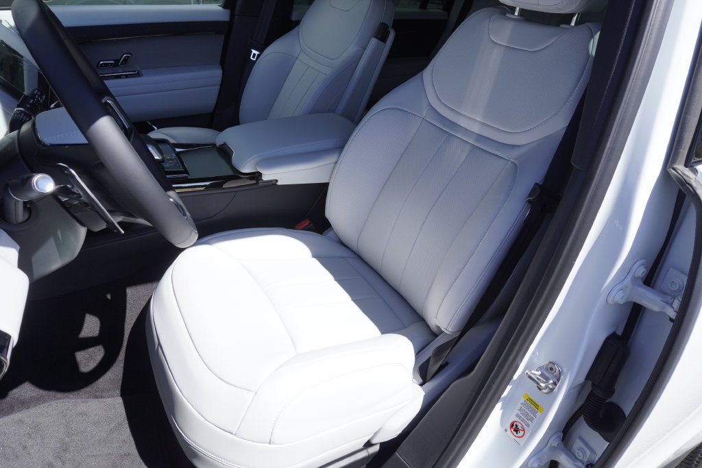 New 2026 Land Rover Range Rover Sport SE AWD/4WD image 20