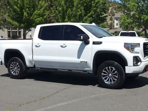 Used 2019 GMC Sierra 1500 AT4 w/ AT4 Premium Package AWD/4WD image 2