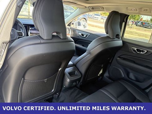 Certified 2025 Volvo V60 B5 Cross Country Plus image 31