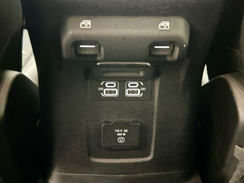 Certified 2021 Jeep Wrangler Unlimited Sahara AWD/4WD image 32