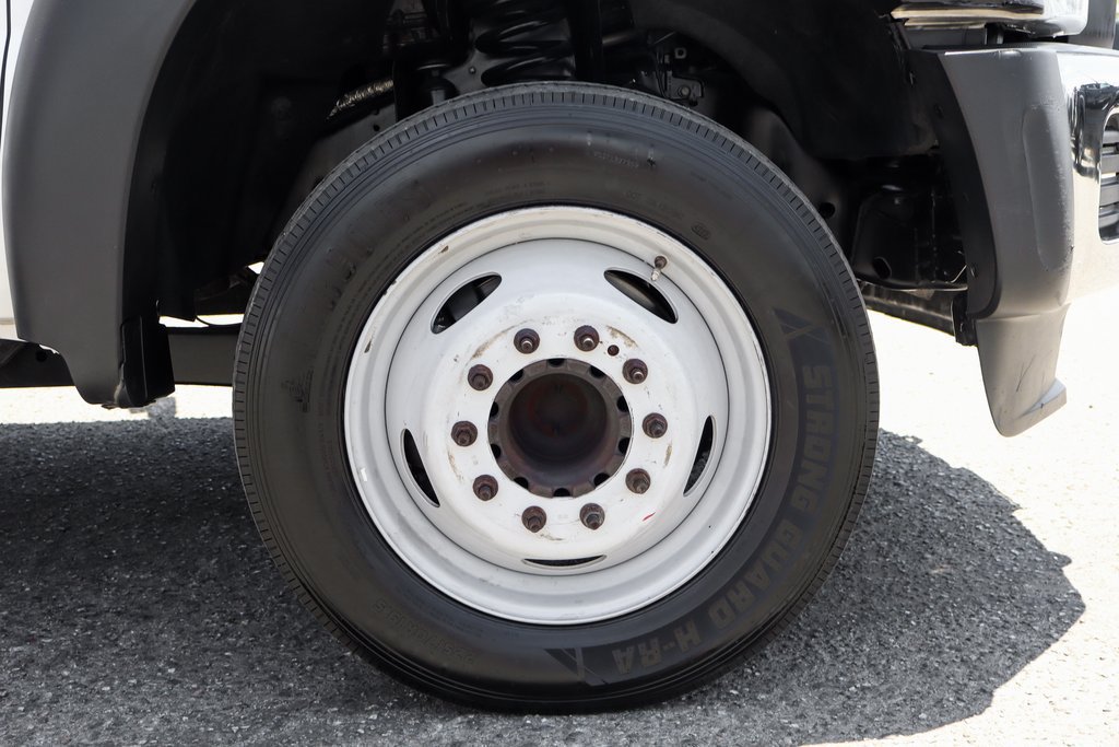Used 2016 Ford F550 2WD Regular Cab Super Duty image 29