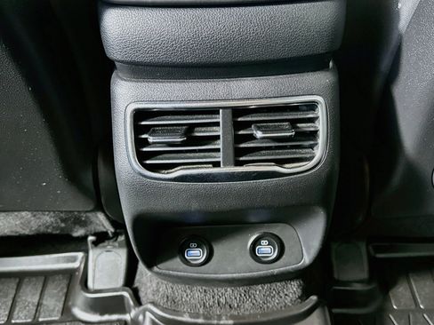 Used 2023 Hyundai Santa Fe SEL FWD image 28