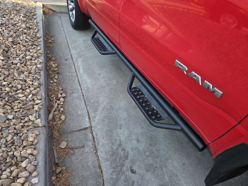 Used 2019 RAM 1500 Laramie image 15