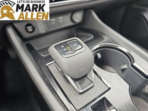 Used 2025 Nissan Rogue SV FWD image 15