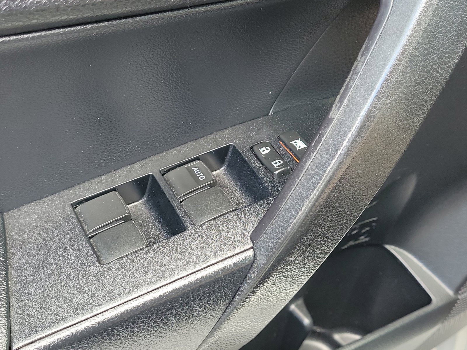 Used 2016 Toyota Corolla S FWD image 17