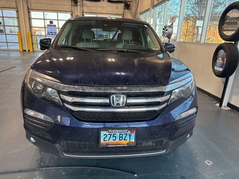 Used 2018 Honda Pilot Touring image 9