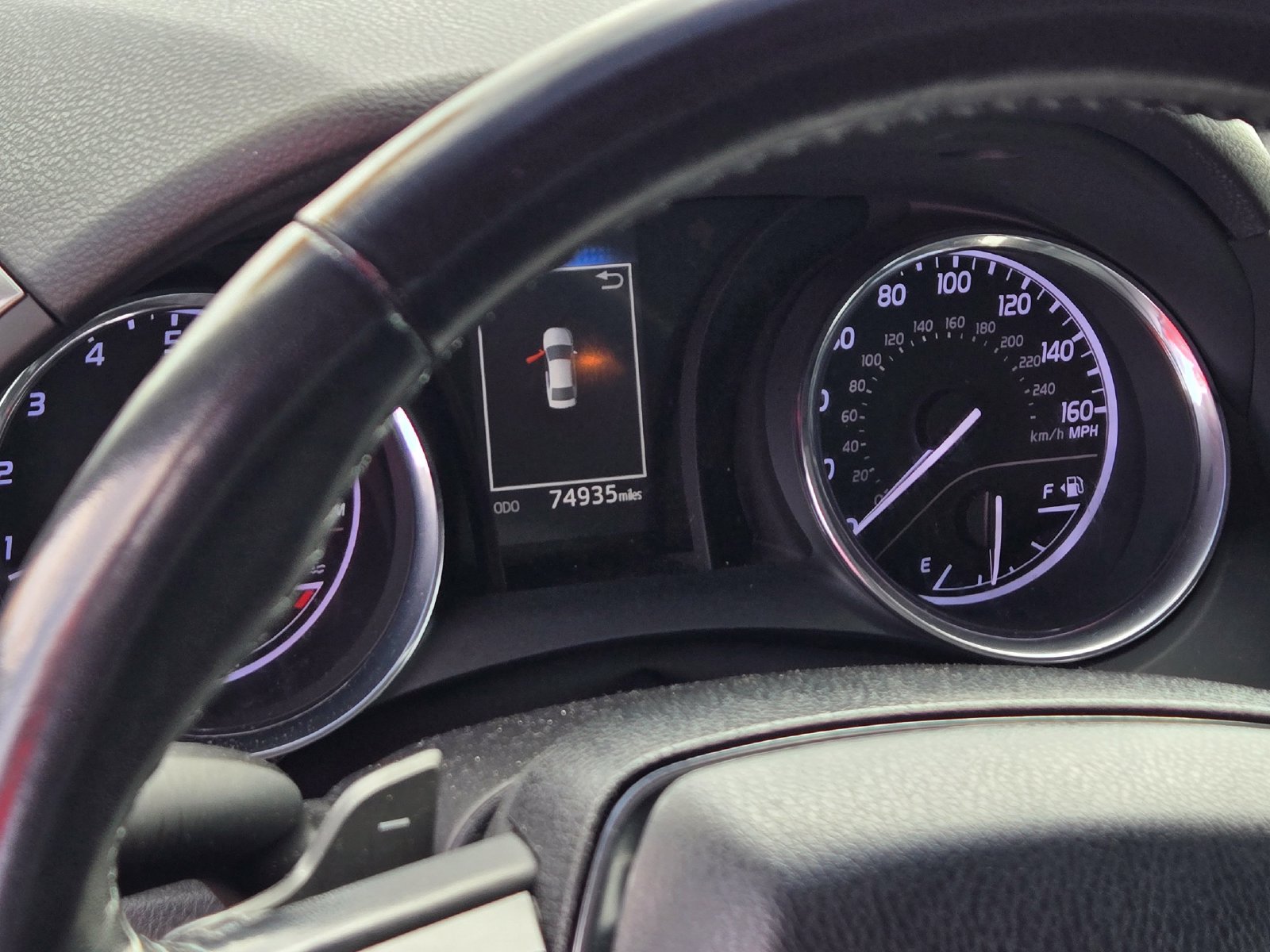 Used 2019 Toyota Camry SE FWD image 12