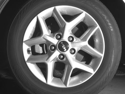 Used 2025 Kia Soul LX w/ LX Technology Package FWD image 19