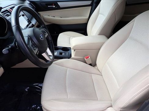 Used 2016 Subaru Outback 2.5i Premium AWD/4WD image 10