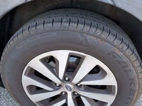 Used 2020 Subaru Outback Premium image 13