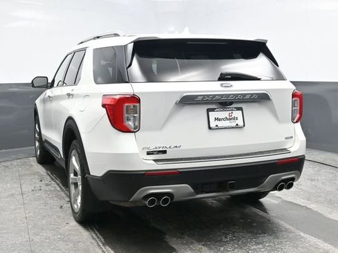 Used 2020 Ford Explorer Platinum w/ Premium Technology Package image 5