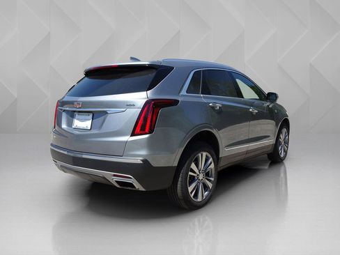 Certified 2024 Cadillac XT5 Premium Luxury w/ LPO, Floor Liner Package AWD/4WD image 5